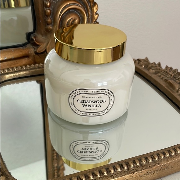 Other - Cedarwood Vanilla Scented Candle - White and Gold